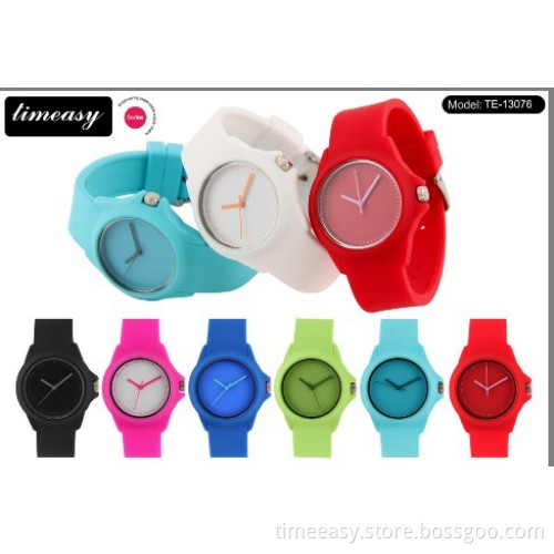 Fashion Latst New Hot Selling Silicone Watch, Sport Watchq Uartz Watch, Cheap Promotion Watch, Japenese Movement Watch, Gift Watch, Women Watch, 12 Colors Watch